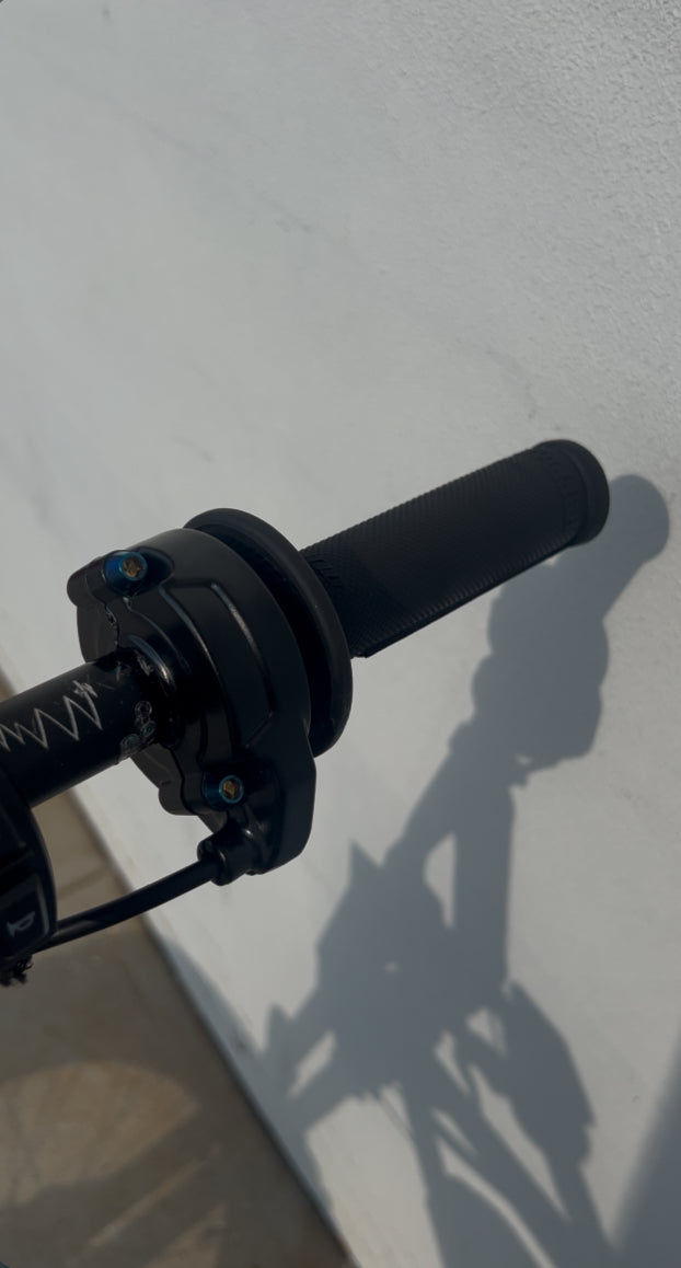 Surron throttles for ridstars(PRE ORDERS)