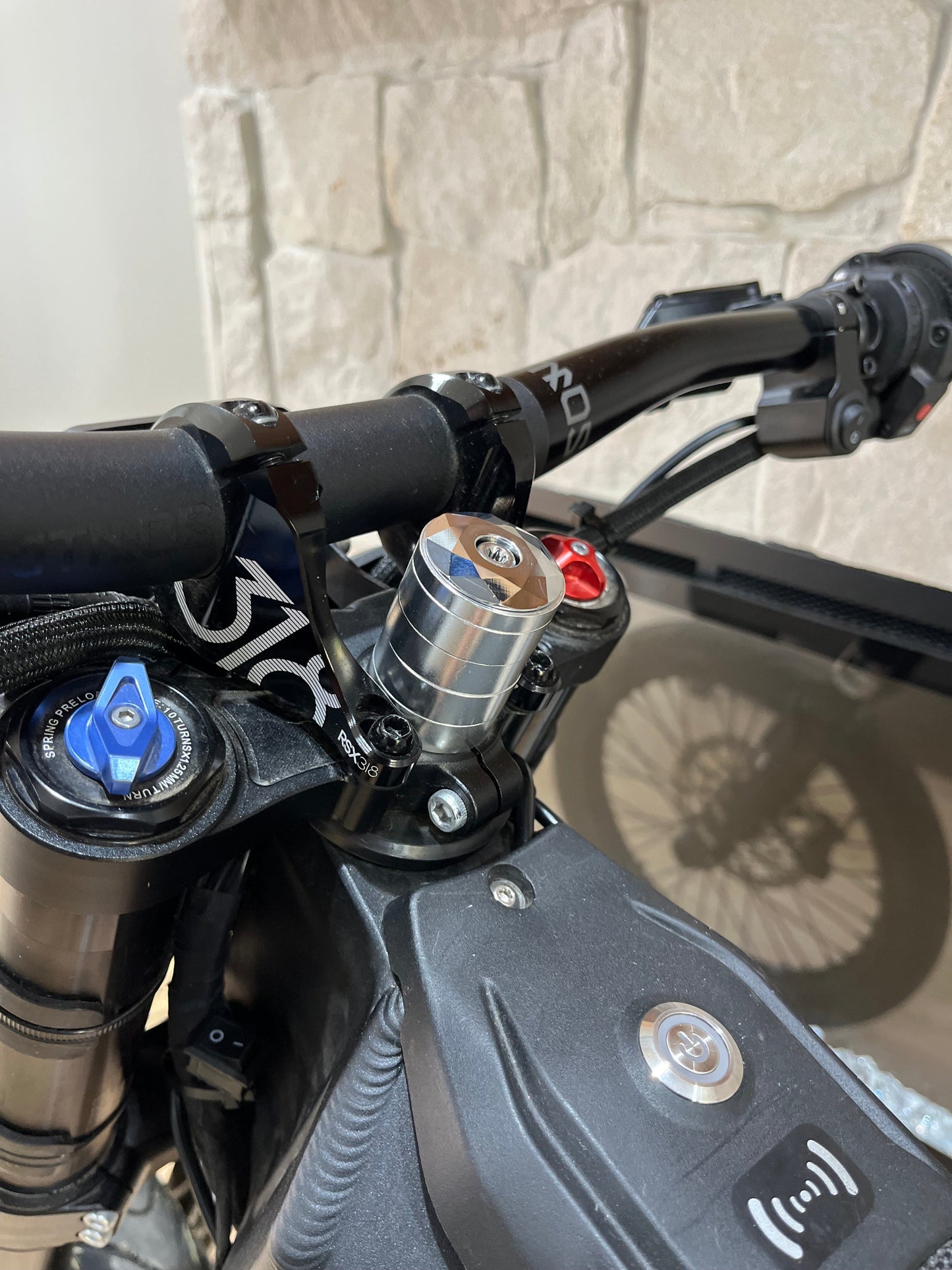 Chrome Stem Cap
