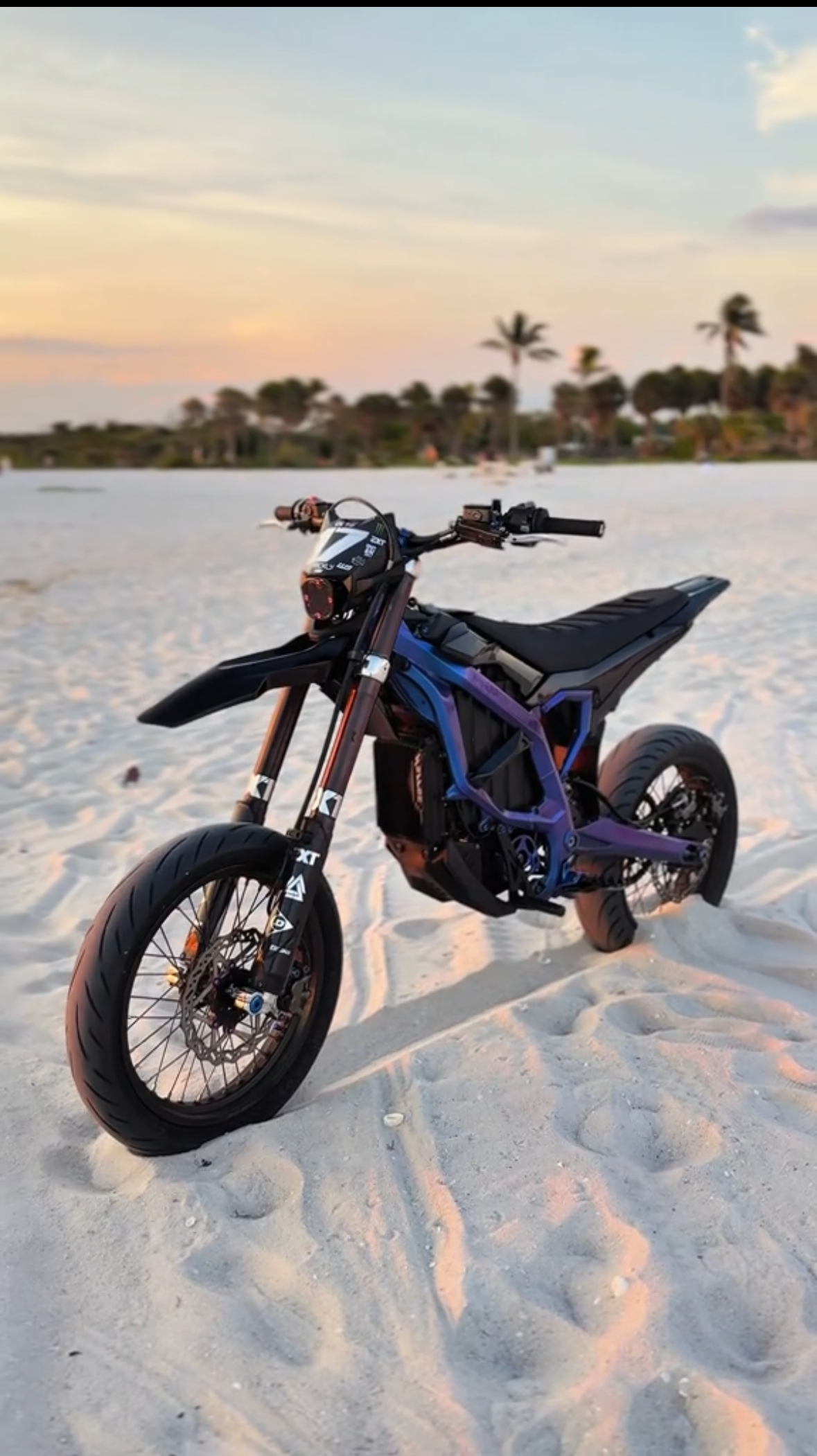 Color shift frame guards