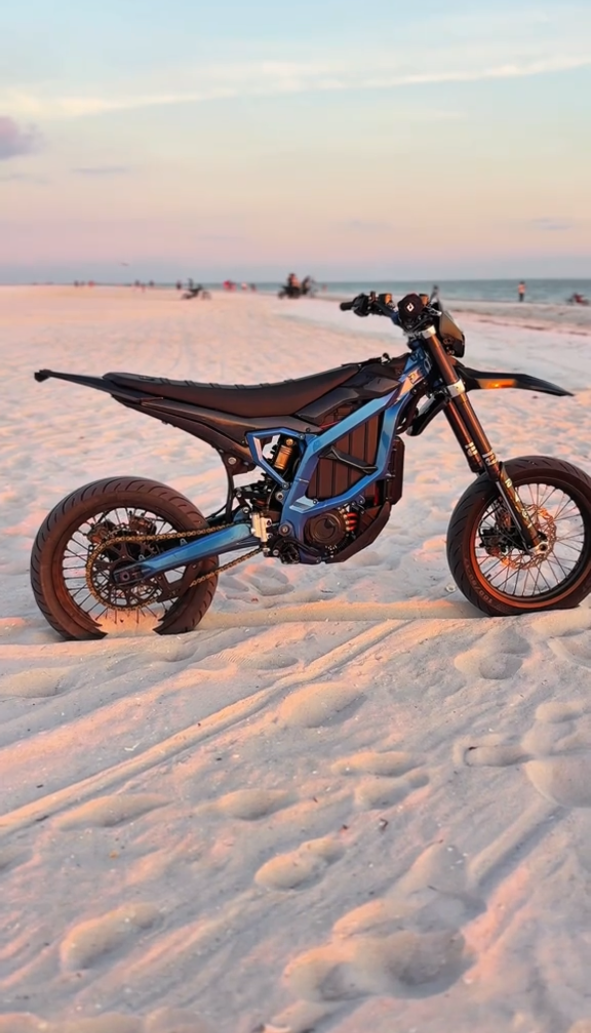 Color shift frame guards